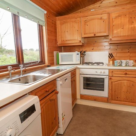 16 Amber Wood Lodge ลีมิงตัน ภายนอก รูปภาพ