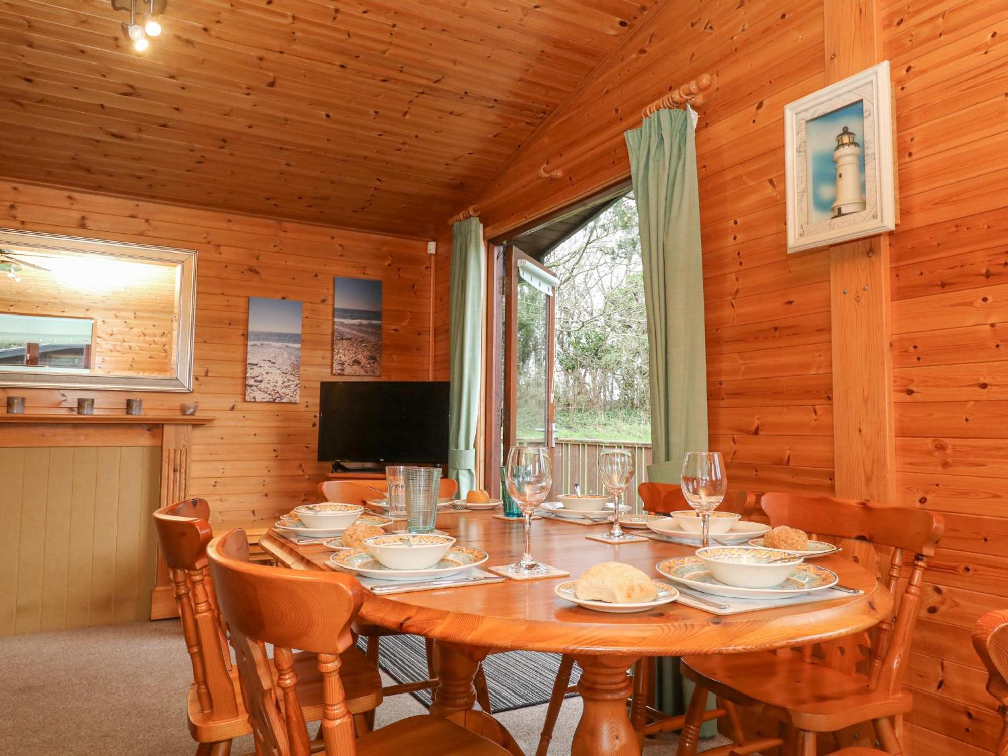 16 Amber Wood Lodge ลีมิงตัน ภายนอก รูปภาพ