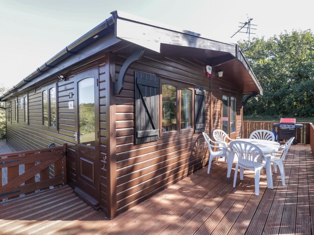 16 Amber Wood Lodge ลีมิงตัน ภายนอก รูปภาพ